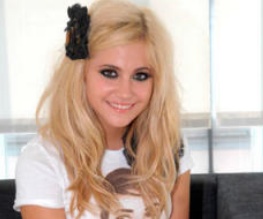 Pixie Lott turns actress