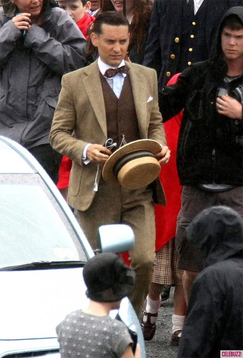 First shots of Tobey Maguire in The Great Gatsby