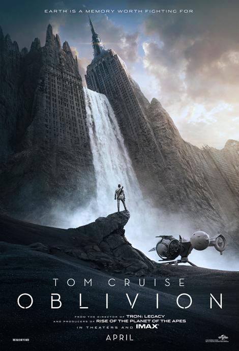 Tom Cruise points his gun at things in first trailer for Oblivion